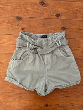 Zara Paperbag Waist Belted Utility Shorts Sage Green Size US 10
